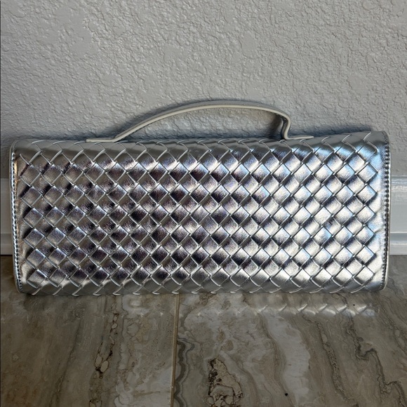 Silver Woven Clutch Bag - Picture 3 of 4